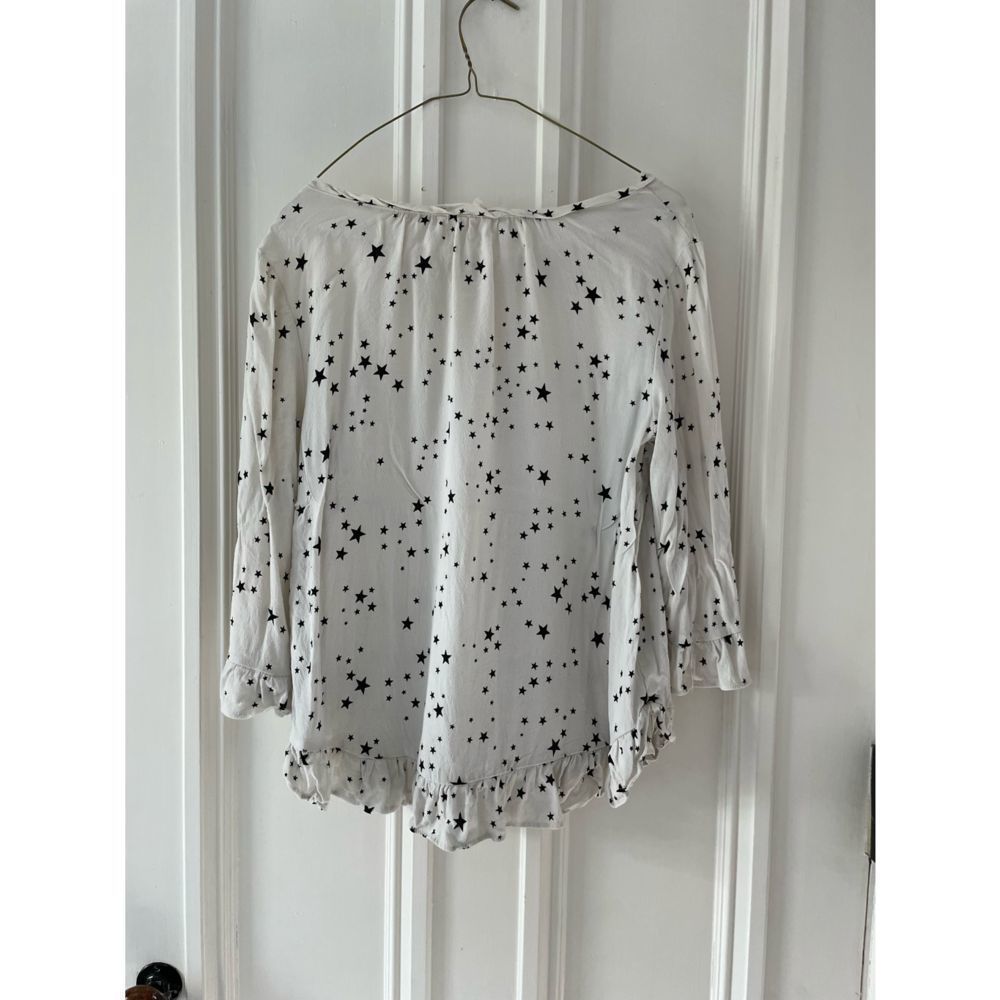 Gap Cream with black stars women’s blouse L